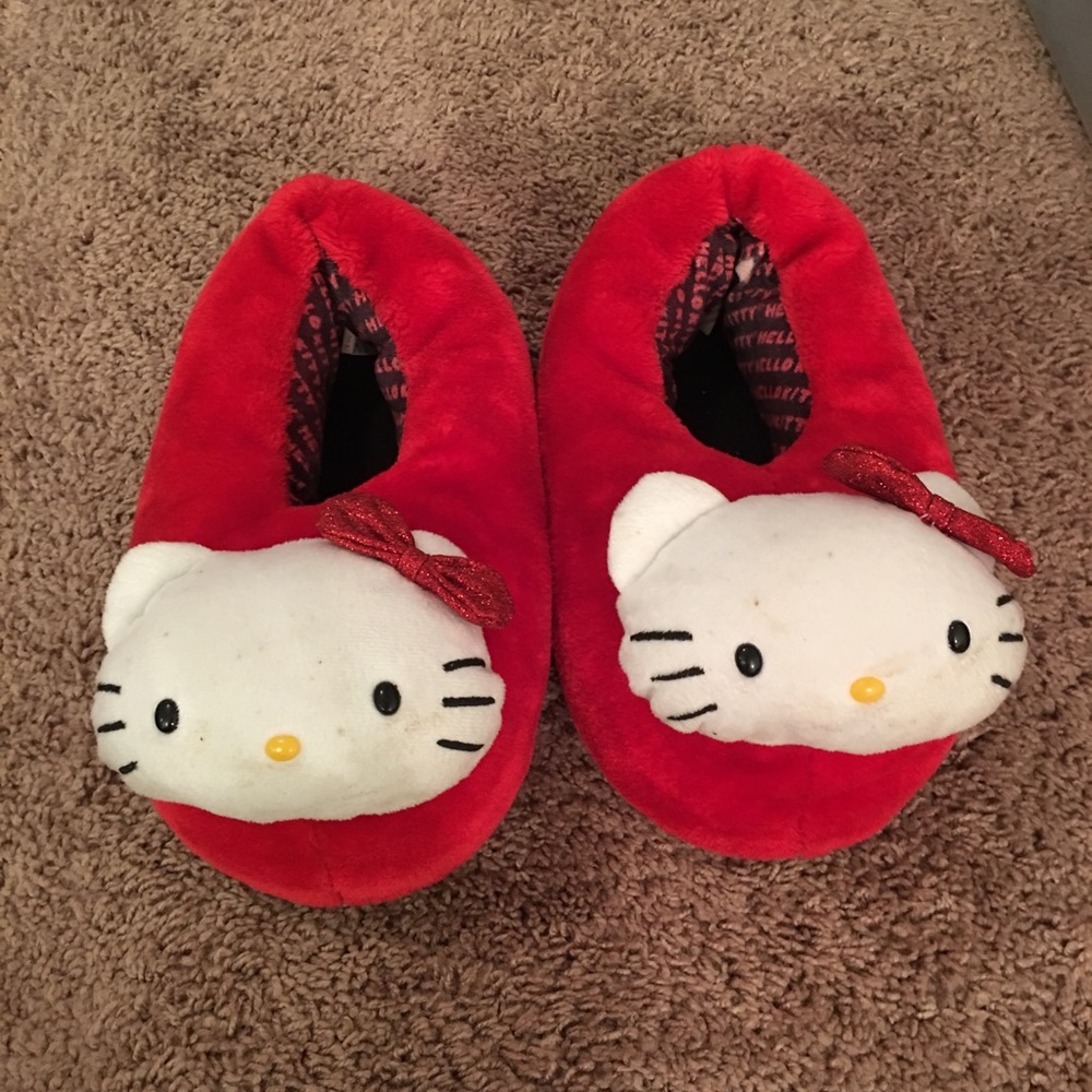 Hello Kitty slippers 11-12